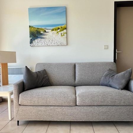 Appartement Residentie Astrid Met Private Parking Bredene Exterior foto