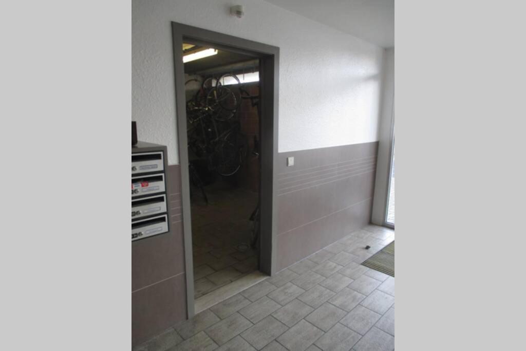 Appartement Residentie Astrid Met Private Parking Bredene Exterior foto